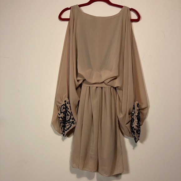 Romeo & Juliet couture nude beaded dress size M - Picture 8 of 8